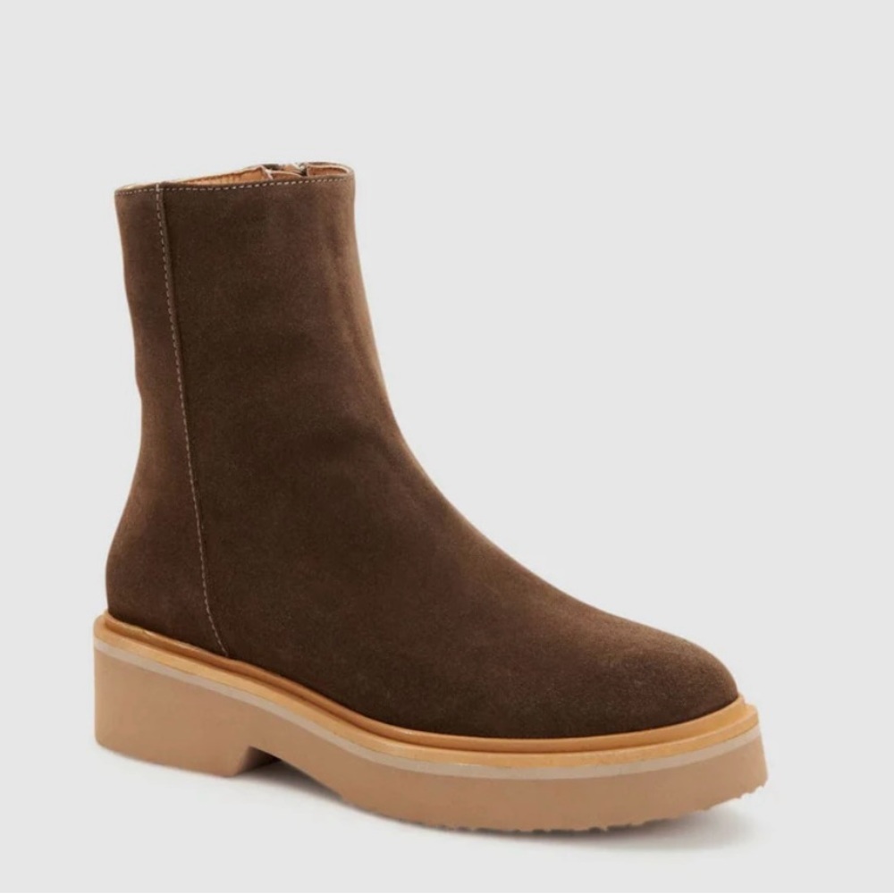 Aquatalia Maddie Boots in Taupe